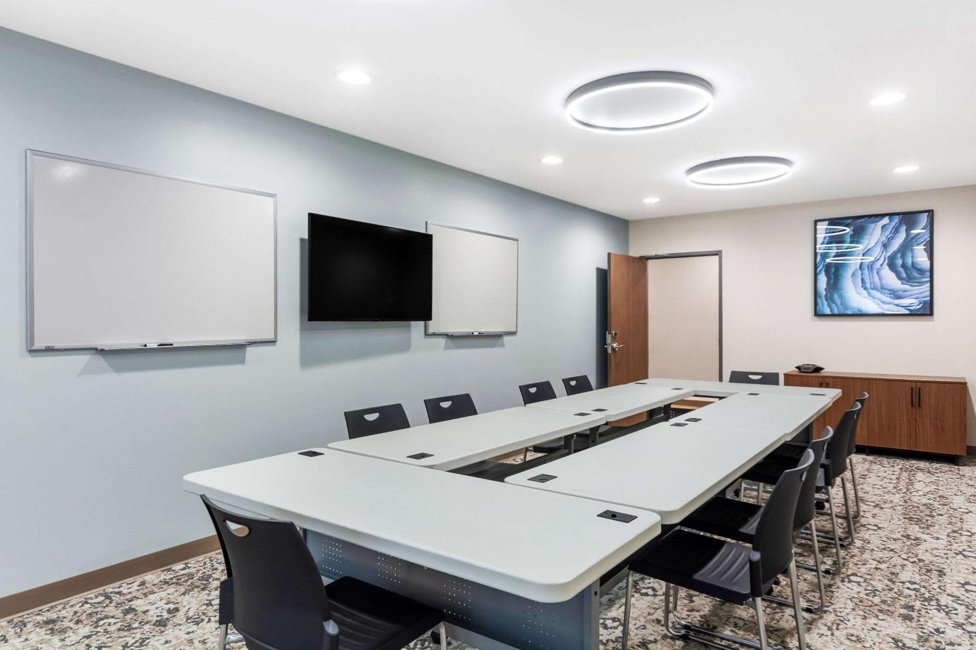 Everhome Suites Lexington - Horse Park Εξωτερικό φωτογραφία
